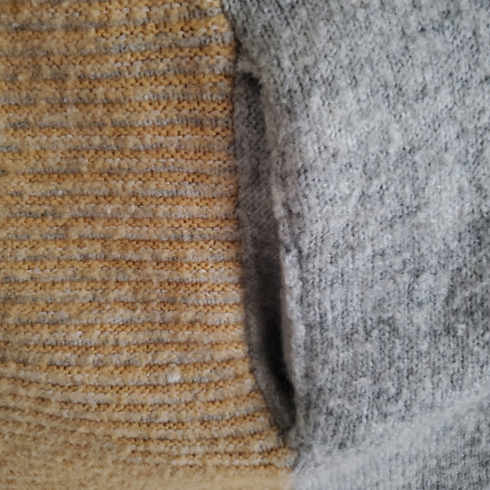 Y2K Colorblock Cardigan - Picture 4 of 13